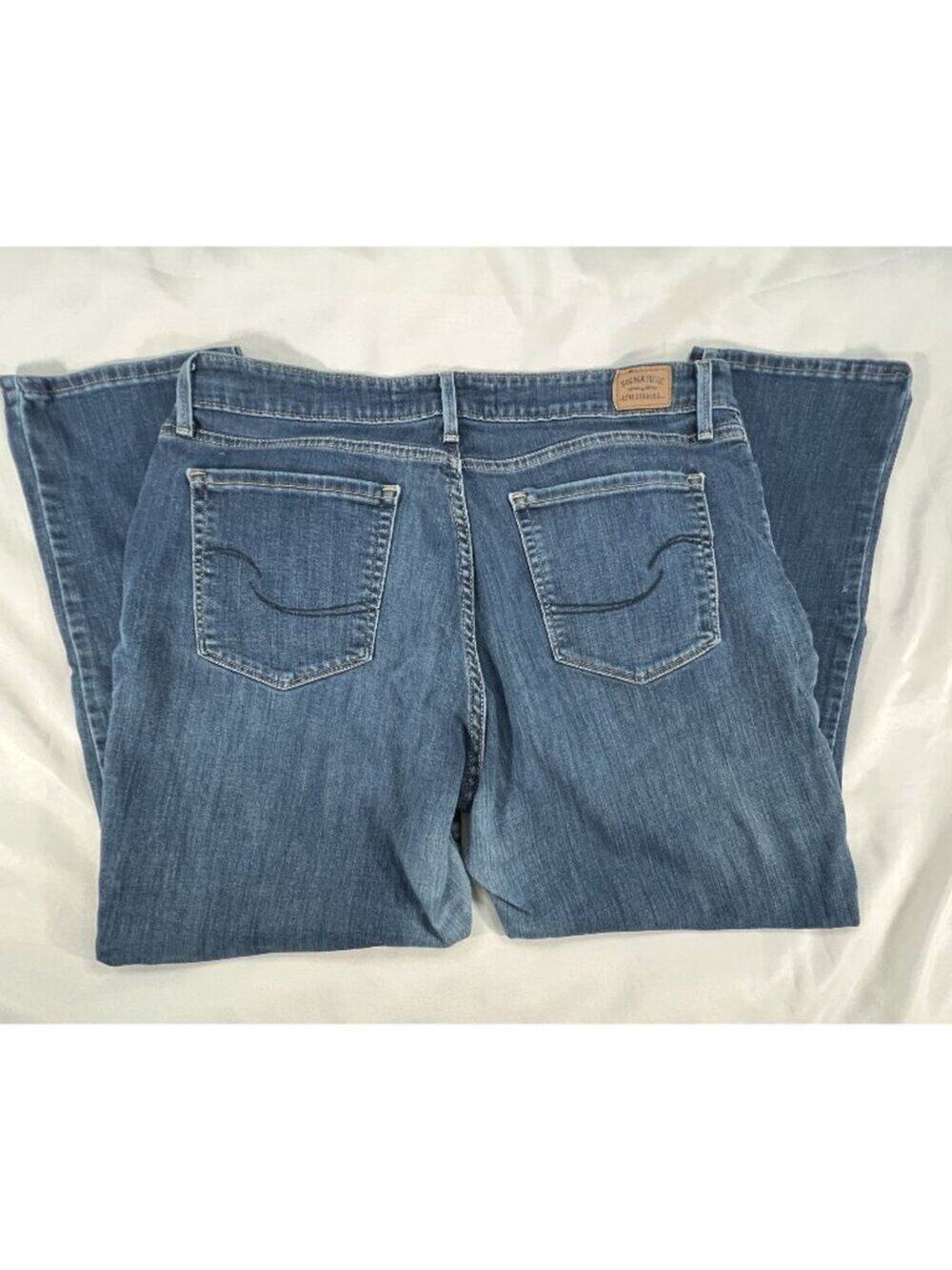 Levi Strauss Signature Mid Rise Slim Jeans Womens 33x28